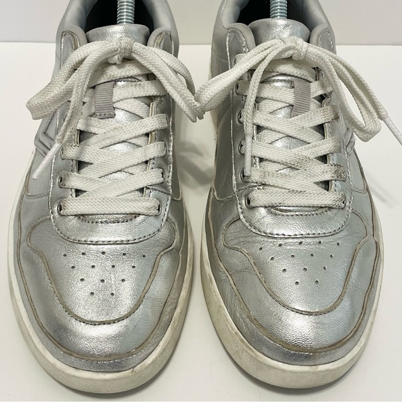 Vionic Elise Women's Leather Silver Metallic Sneaker Size 8 - Picture 10 of 15
